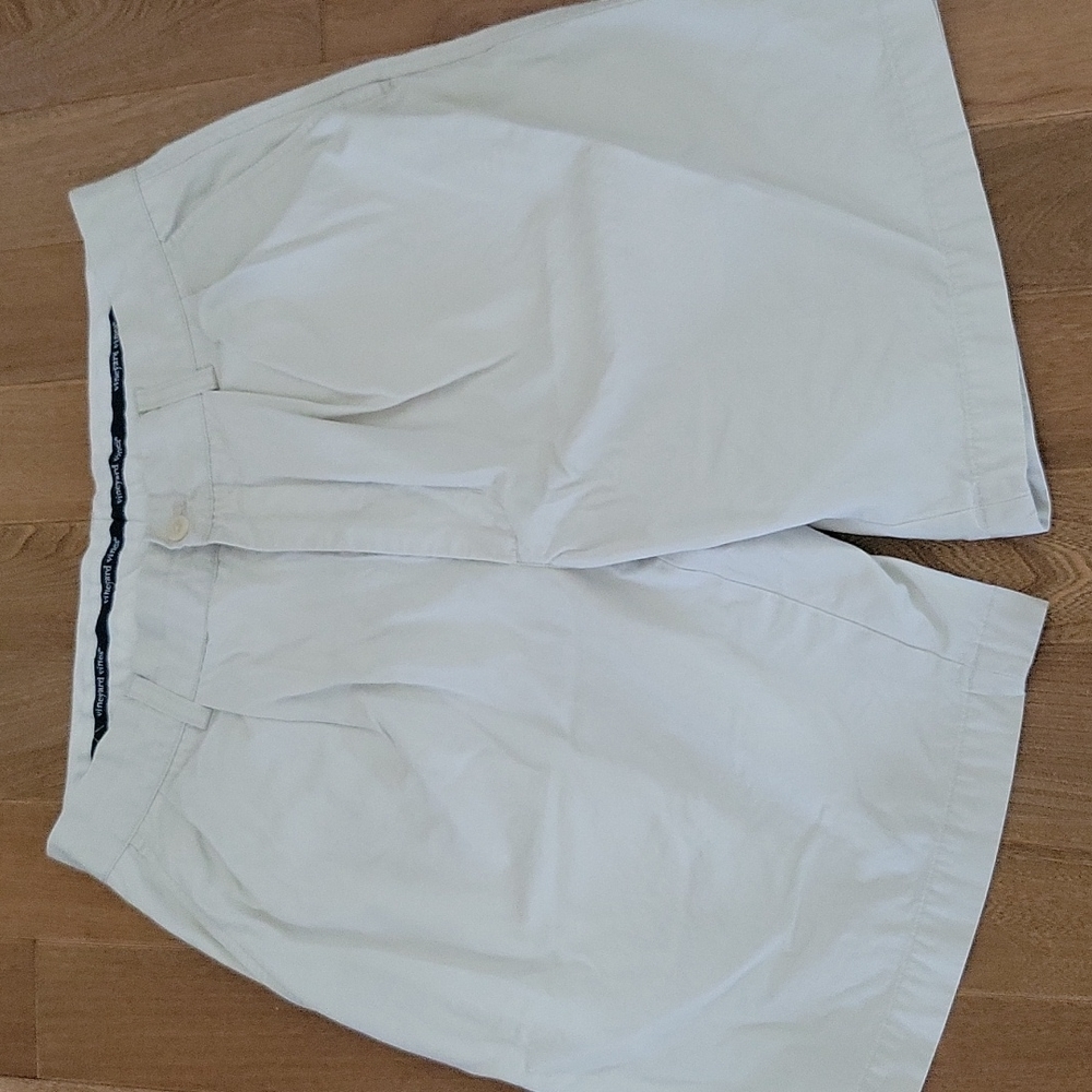 Men's‎ Vineyard Vines light khaki pleated Chino shorts cotton 34 waist